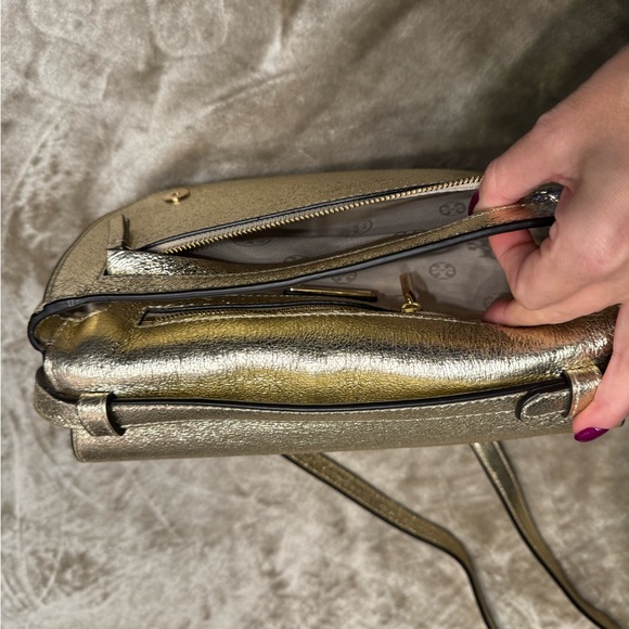 Tory Burch gold bag NWOT - Picture 5 of 5